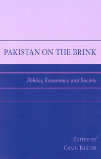 bokomslag Pakistan on the Brink