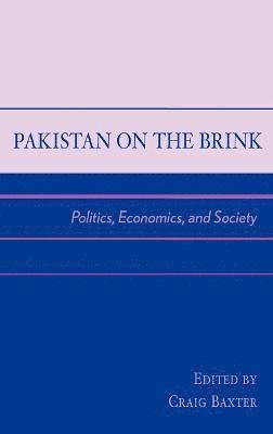bokomslag Pakistan on the Brink