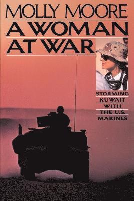 Molly Moore, Marianne Moore - Woman At War, Häftad