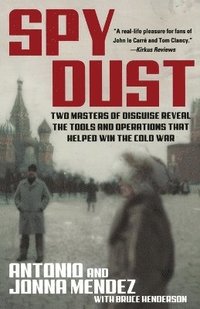 bokomslag Spy Dust
