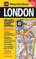 bokomslag London: Street by Street