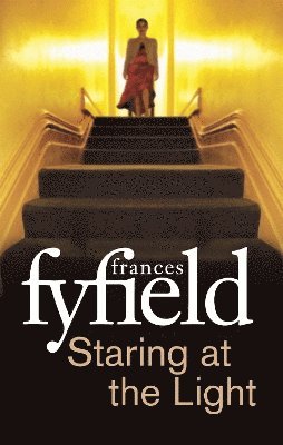 Frances Fyfield - Staring At The Light, Häftad