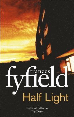 Frances Fyfield - Half Light, Häftad