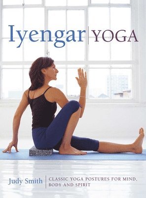 bokomslag Iyengar Yoga