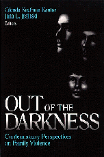 International Family Violence Research C, Glenda Kaufman Kantor, Jana L. Jasinski - Out of the Darkness, Häftad