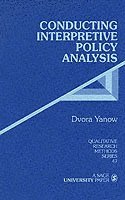 Dvora Yanow, Dvora Yanow - Conducting Interpretive Policy Analysis, Häftad