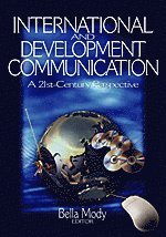 bokomslag International and Development Communication