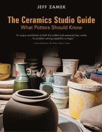 bokomslag Ceramics Studio Guide