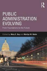 bokomslag Public Administration Evolving