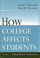 bokomslag How College Affects Students