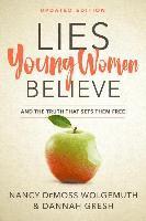 bokomslag Lies Young Women Believe