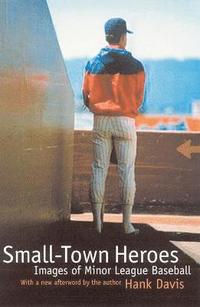 bokomslag Small-Town Heroes