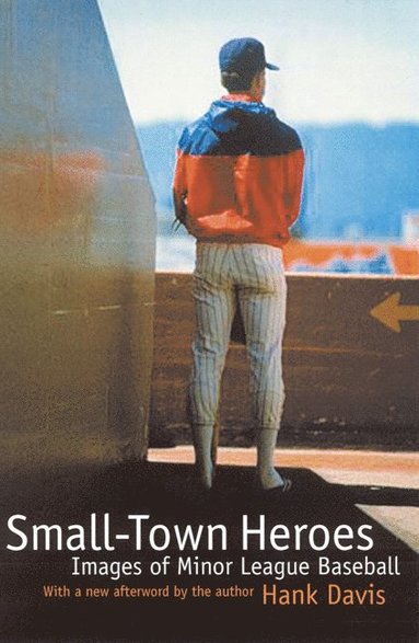 bokomslag Small-Town Heroes