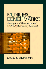 David N. Ammons - Municipal Benchmarks, Inbunden