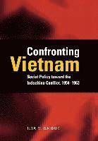 Ilya V. Gaiduk - Confronting Vietnam, Inbunden