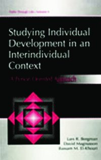 bokomslag Studying individual Development in An interindividual Context