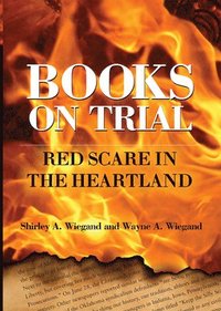 bokomslag Books on Trial