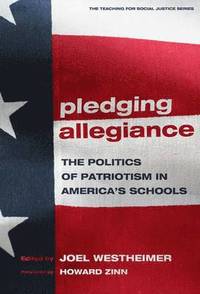 bokomslag Pledging Allegiance