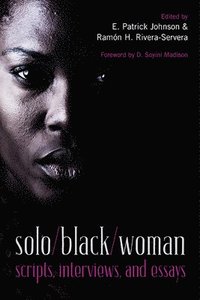 bokomslag solo/black/woman