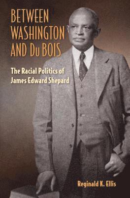 Between Washington and Du Bois