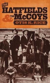 bokomslag The Hatfields and the McCoys