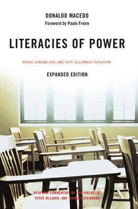 Donaldo Macedo - Literacies of Power, Häftad