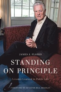 bokomslag Standing on Principle