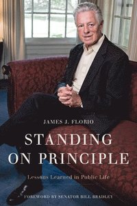 bokomslag Standing on Principle: Lessons Learned in Public Life