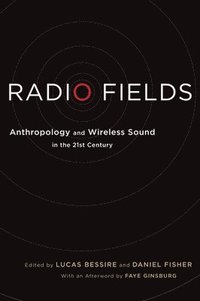 bokomslag Radio Fields