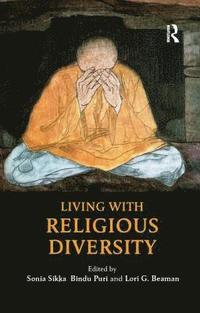 bokomslag Living with Religious Diversity