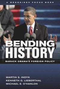 bokomslag Bending History