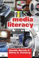 bokomslag Media Literacy