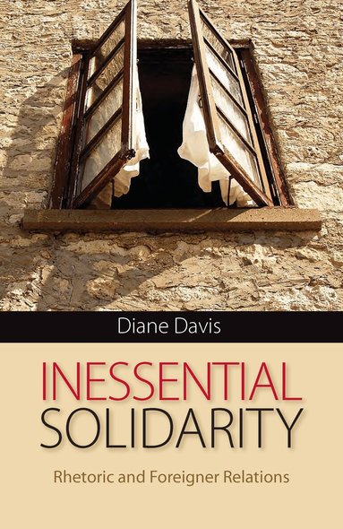 Diane Davis - Inessential Solidarity, Häftad