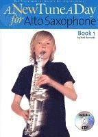 bokomslag A New Tune a Day - Alto Saxophone, Book 1 [With CD]