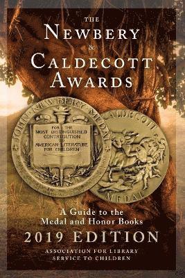 bokomslag The Newbery and Caldecott Awards