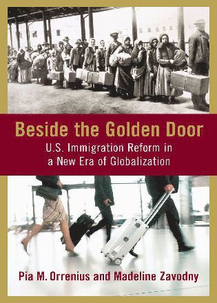 Pia M. Orrenius, Madeline Zavodny, Pia M Orrenius - Beside the Golden Door, Inbunden