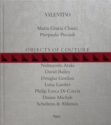 bokomslag Valentino: Objects of Couture