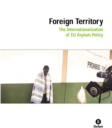 David McKeever, Jessica Scultz, Sophia Swithern - Foreign Territory, Häftad