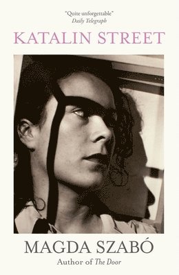 Magda Szabo - Katalin Street, Häftad