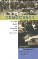 bokomslag Doing Democracy