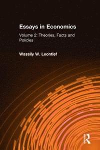 bokomslag Essays in Economics: v. 2: Theories, Facts and Policies