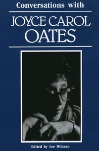 bokomslag Conversations with Joyce Carol Oates