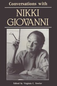 bokomslag Conversations with Nikki Giovanni