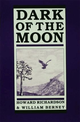 Howard Richardson, William Berney - Dark of the Moon, Häftad