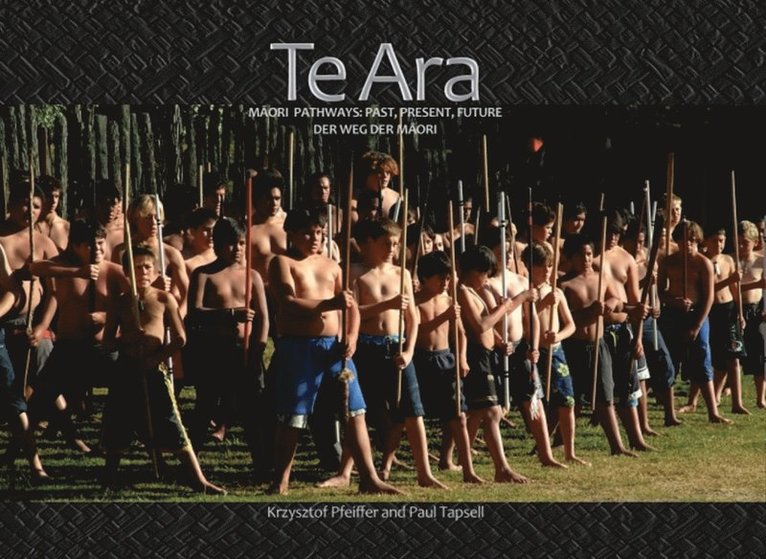 Te Ara (Maori, English, German Edition), Häftad