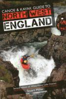 bokomslag Canoe & Kayak Guide to North West England: Of White Water Lake District