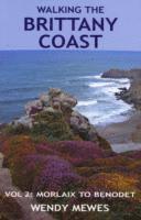 bokomslag Walking the Brittany Coast