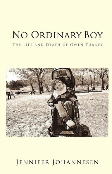 bokomslag No Ordinary Boy