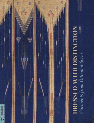 bokomslag Dressed with Distinction