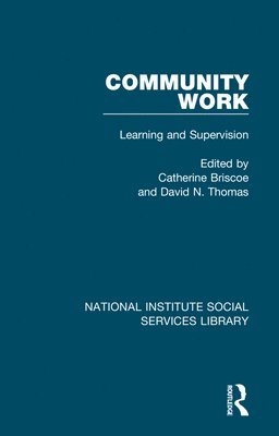 Catherine Briscoe, David N. Thomas - Community Work, Häftad